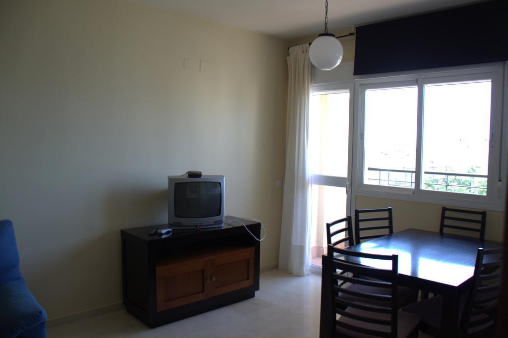 אספרטינס Apartamentos Turisticos Los Girasoles חדר תמונה