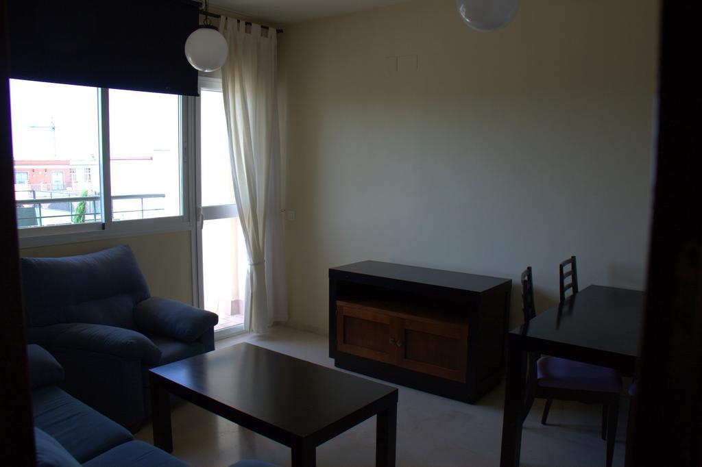 אספרטינס Apartamentos Turisticos Los Girasoles חדר תמונה
