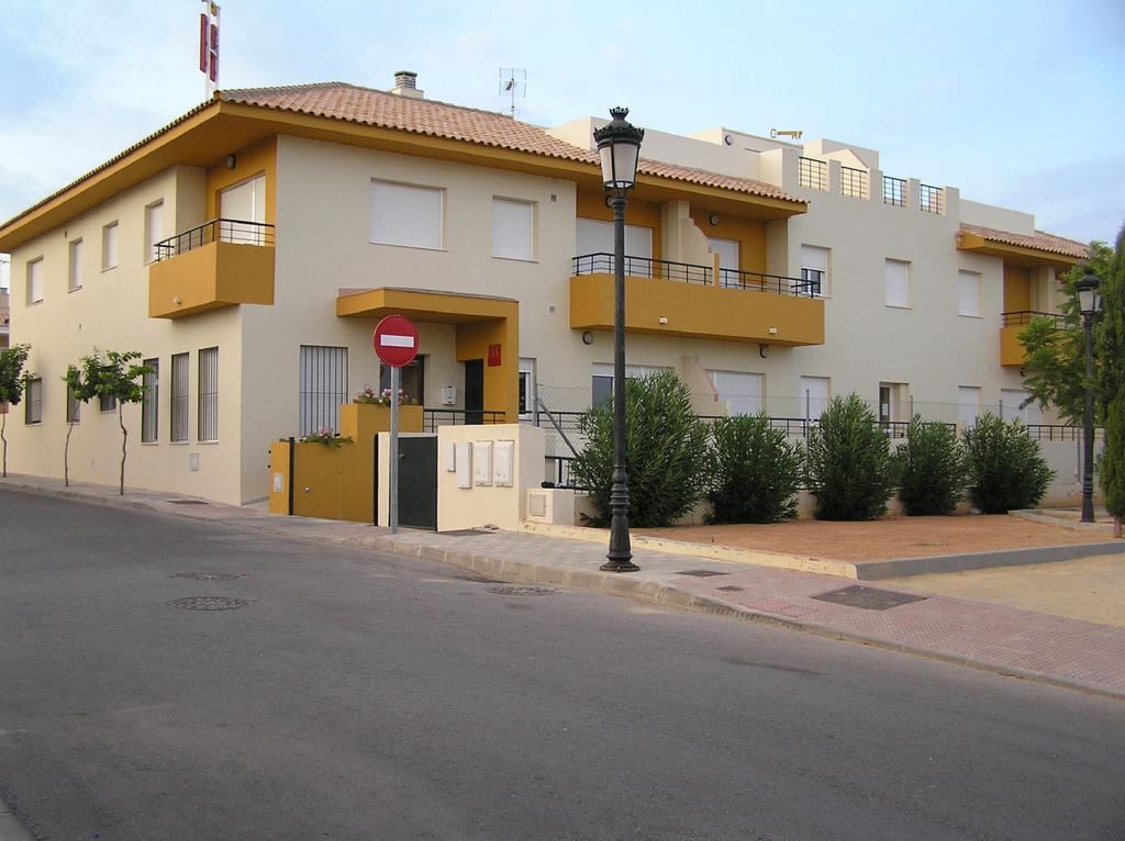 אספרטינס Apartamentos Turisticos Los Girasoles מראה חיצוני תמונה