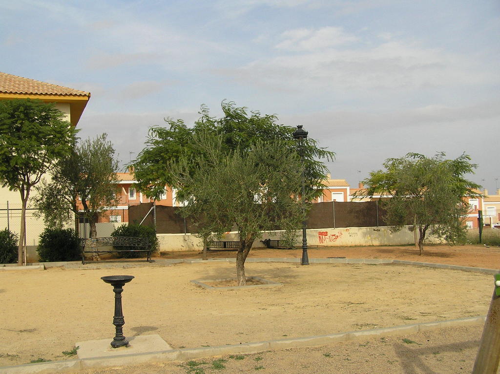 אספרטינס Apartamentos Turisticos Los Girasoles מראה חיצוני תמונה